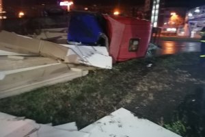 18 годишен младеж без шофьорска книжка открадна ТИР от паркинг в