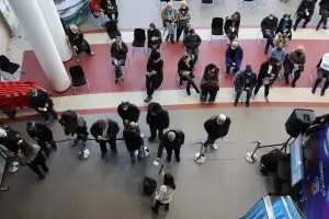 Как Израел ваксинира населението си толкова бързо?