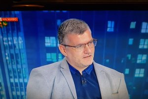 Тази пандемия дойде с една зловеща инфодемия С едно препускане