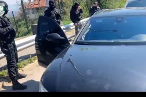 Трима са предадени на съд за нападението над журналиста Слави Ангелов