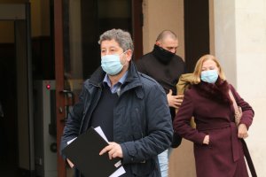 Специализираната прокуратурата да публикува всички материали по проверката на записите