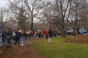 Екипи на Жандармерията са изпратени в района на Народния театър