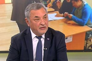Лидерът на НФСБ и бивш вицепремиер Валери Симеонов счита че