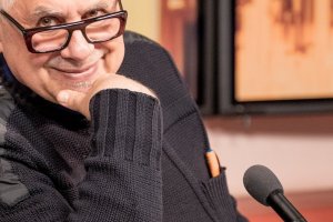 Има хора чийто живот съчетава цялата обозрима сложност на човешката