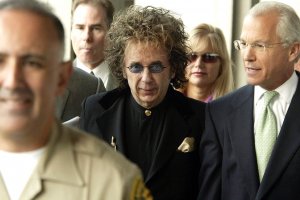 Би Би Си се извини заради заглавието с които съобщи новината