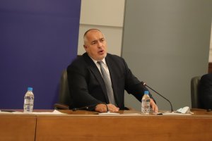 Ако денят си личи по заранта очаква ни обичайна година