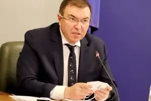 Министър Ангелов: Общинари се прередиха при ваксинирането в Сандански