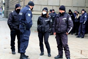 Служителите на МВР които не успеят да покрият задължителните нормативи