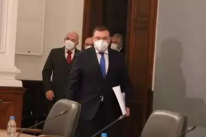 Ваксината на "АстраЗенека" ще е без запазена втора доза