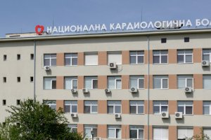 Макар и отслабнал коронавирусът продължава да създава проблеми при осигуряването