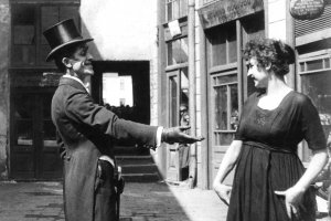 13 януари 16 00 24 00 часа 13 януари денят на който преди