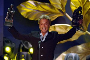 Илюзионистът дресьор Зигфрид Фишбахер от артистичнато дуо Зигфрид и Рой е починал