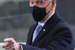 Джо Байдън подписа заповед която забранява на САЩ да инвестират