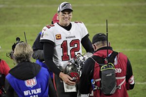 На 43 годишна възраст Том Брейди продължава да пише история в