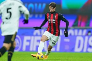 Футболната династия Малдини записа поредното паметно постижение в италианското първенство