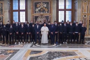 Бившият български национал Андрей Гълъбинов стана част от историческото посещение