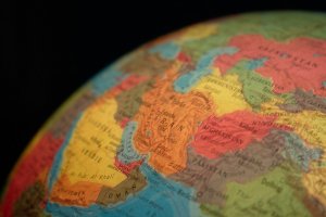 Иран постави условие САЩ да му изплатят 70 милиapдa долара компенсация за