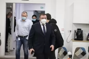 Ангелов: Английският щам се повлиява от ваксините