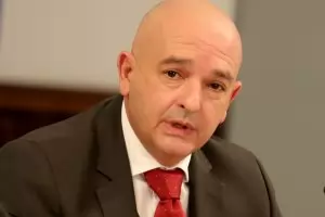 Шефът на НОЩ: Шалът и шлемът не могат да заместят маските
