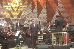 Самият Той да се появи в София би било събитие за