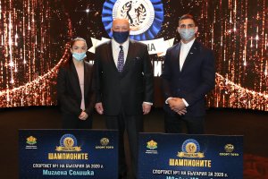 Че при политиците няма принципност когато преследват някакви интереси е ясно