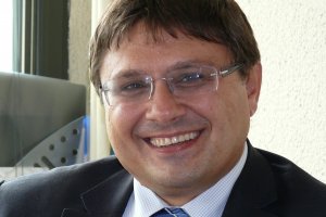 ГЕРБ предлагат водещия на предаването Седмицата по радио Дарик за