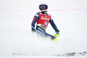 Най добрият български състезател в алпийските ски Алберт Попов затвърди