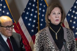 Компанията заведе дело срещу адвокатката на американския президент Доналд Тръмп Сидни Пауъл