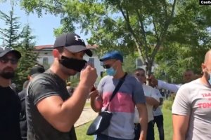 Един от младежите които предизвикаха напрежение и стълкновения по време