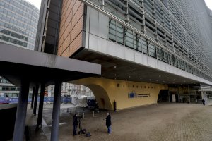 ЕК позволи Германия да раздаде 
помощ от 45 млрд. евро на бизнеса