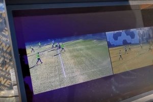 Дебютът на системата Видео асистент рефер VAR в българското футболно