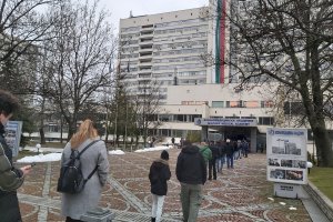 Опашки от желаещи да се ваксинират се извиха пред ВМА