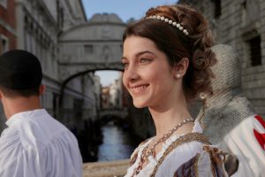 Тази година традиционния карнавал във Венеция имаше само онлайн издание За почитателите