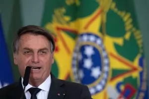 Бразилският президент е обвинен в престъпления срещу човечеството