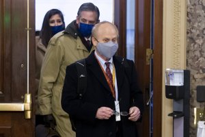 Защитата на Доналд Тръмп излага аргументите си пред Сената