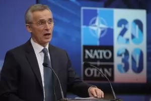 НАТО остава в Афганистан, докато "настъпи моментът"