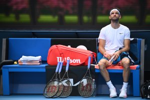 Григор Димитров ще се възстановява поне три седмици от контузията