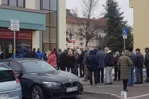 Властта е велика – чрез зверски хаос отпуши ваксинирането!