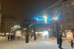 След ремонта вече без глъчката на книжарите столичният площад Славейков