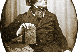 Когато човек си представи пищящи деца и припадащи девойки на