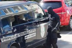 Прокуратурата обяви арести след операция в дирекцията по храните в