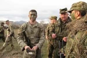 Военни от САЩ и България тренират оцеляване и разузнаване край Сливен