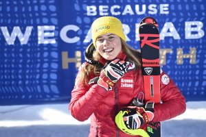 Австрийката Катарина Лийнсбергер спечели титлата в слалома на световното първенство по ски