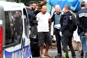 Съд в Тулуза издаде присъди срещу пет ромски семейства от България