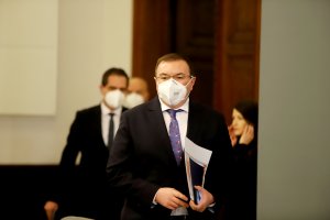 Министърът на здравеопазването проф Костадин Ангелов главният държавен здравен инспектор доц