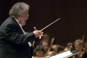 Почина легендарният диригент на "Мет" Джеймс Ливайн
