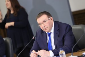 Министърът на здравеопазването проф Костадин Ангелов главният държавен здравен инспектор доц