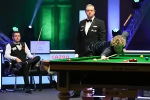 Робъртсън рязко охлади амбициите на Селби и е на финал