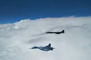 Изтребителите на НАТО са летели 10 пъти в понеделник за