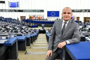 Китай наказа евродепутата от ДПС Илхан Кючук като контрасанкция на ЕС